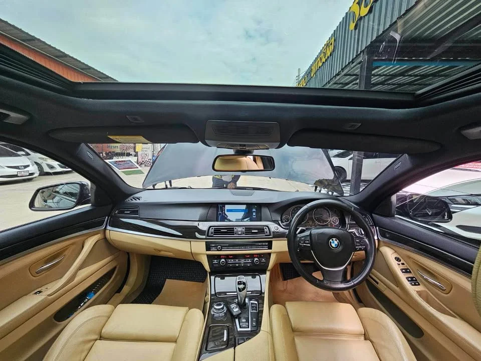 2011 BMW 5er F10, F11, F18 2