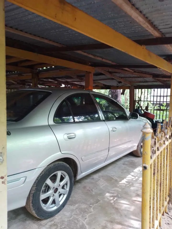 2002 Nissan Sunny N16 3