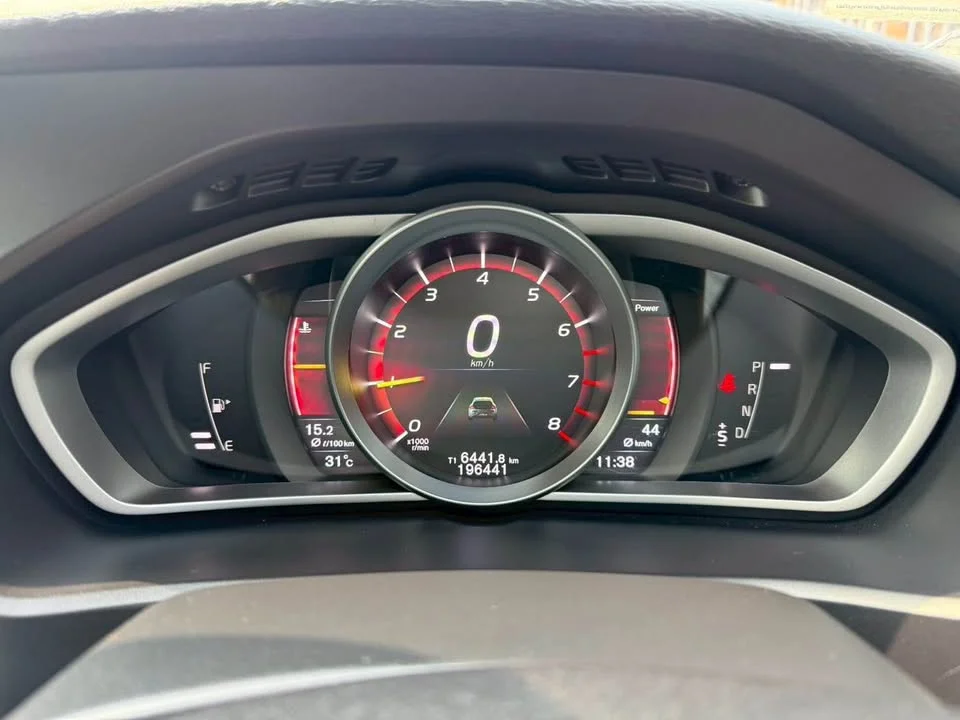 2016 Volvo V40 II 3