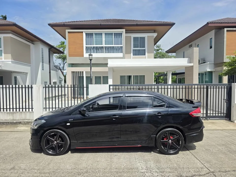 2017 Suzuki Ciaz 3