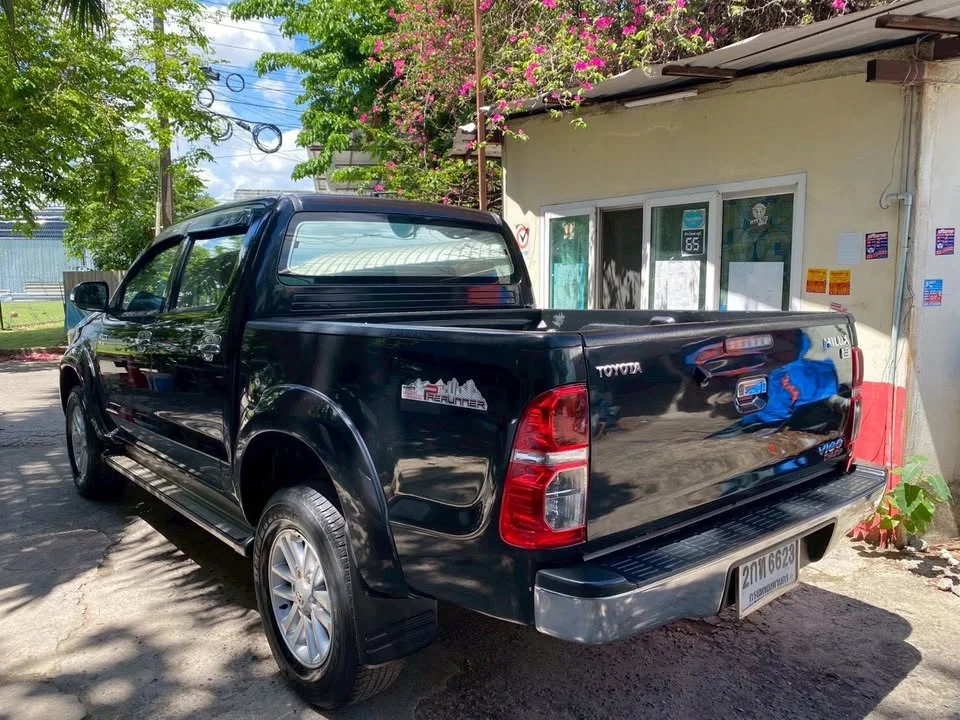 2013 Toyota Hilux VII 3