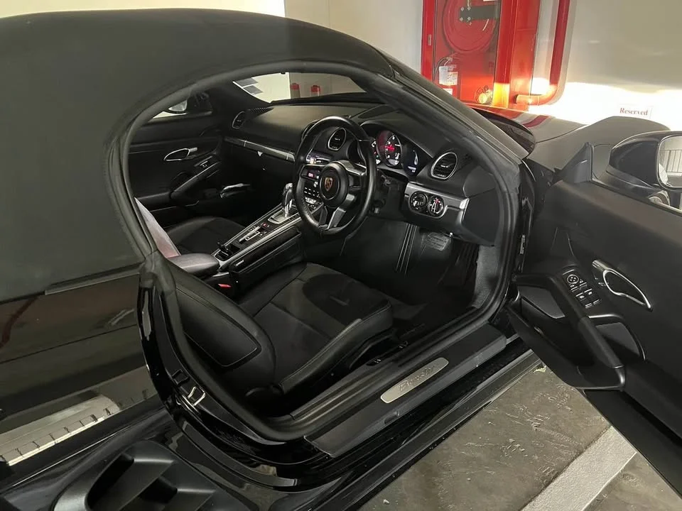 2017 Porsche 718 Boxster and Cayman IV 2