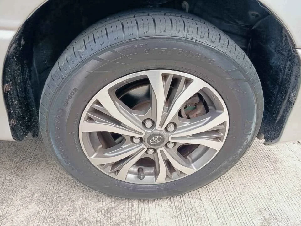2006 Toyota Estima II 3