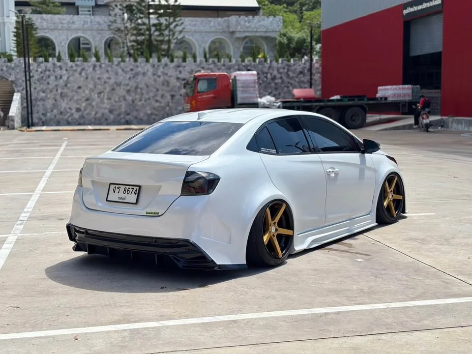 2019 Toyota Yaris III 3