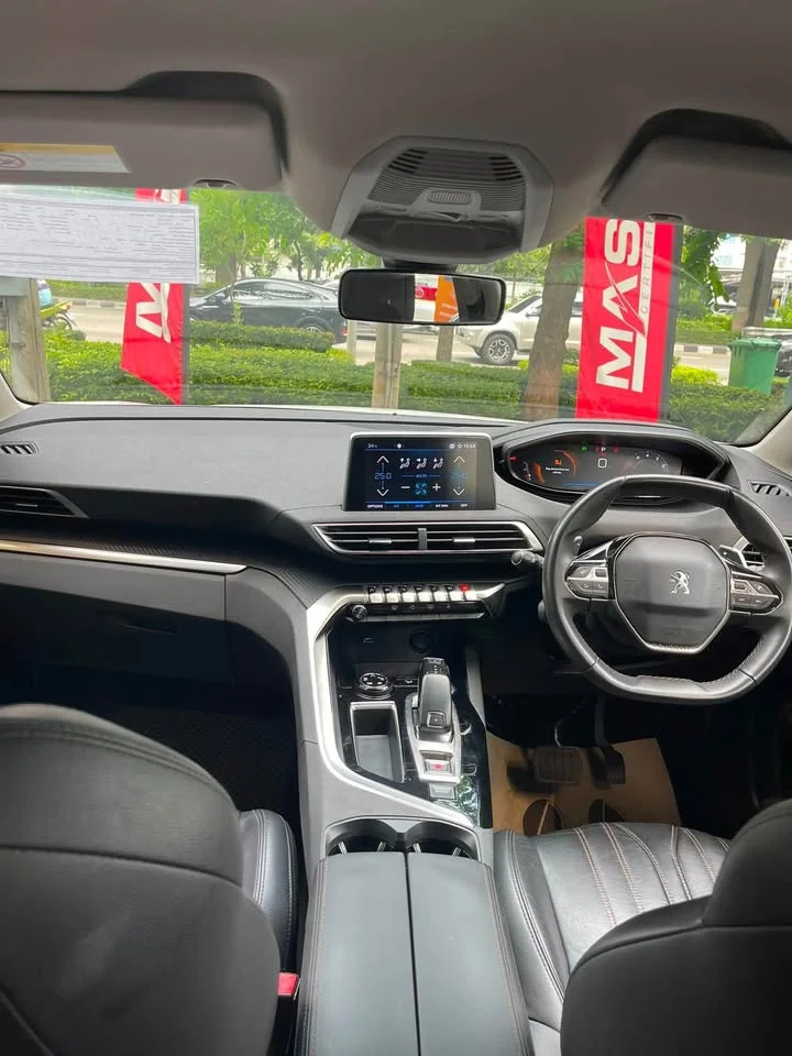 2019 Peugeot 5008 II 2