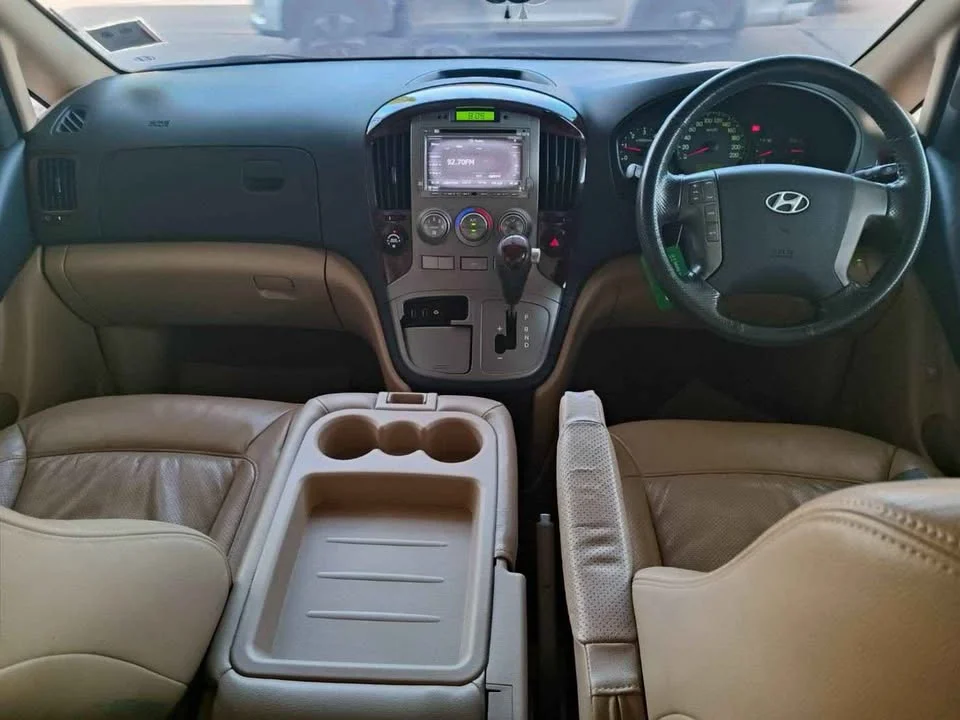 2011 Hyundai H-1 II 2