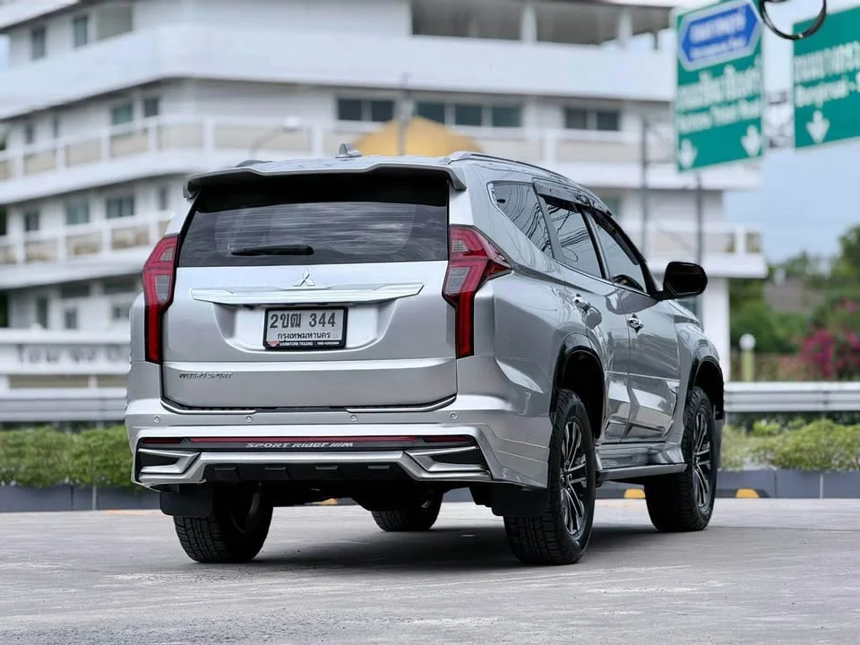 2020 Mitsubishi Pajero Sport III 2