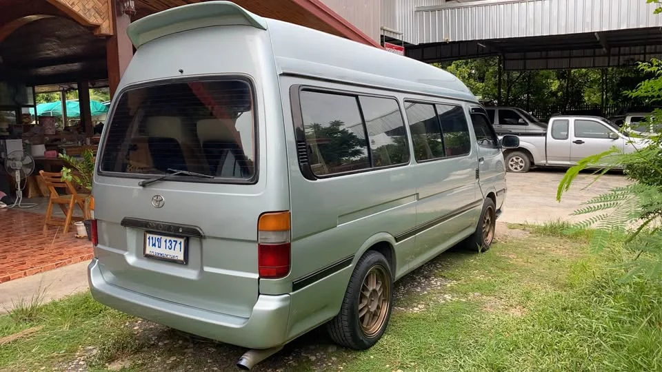 2003 Toyota Commuter IV (H100) 2