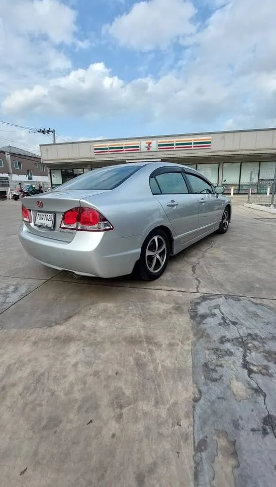 2009 Honda Civic VIII 3