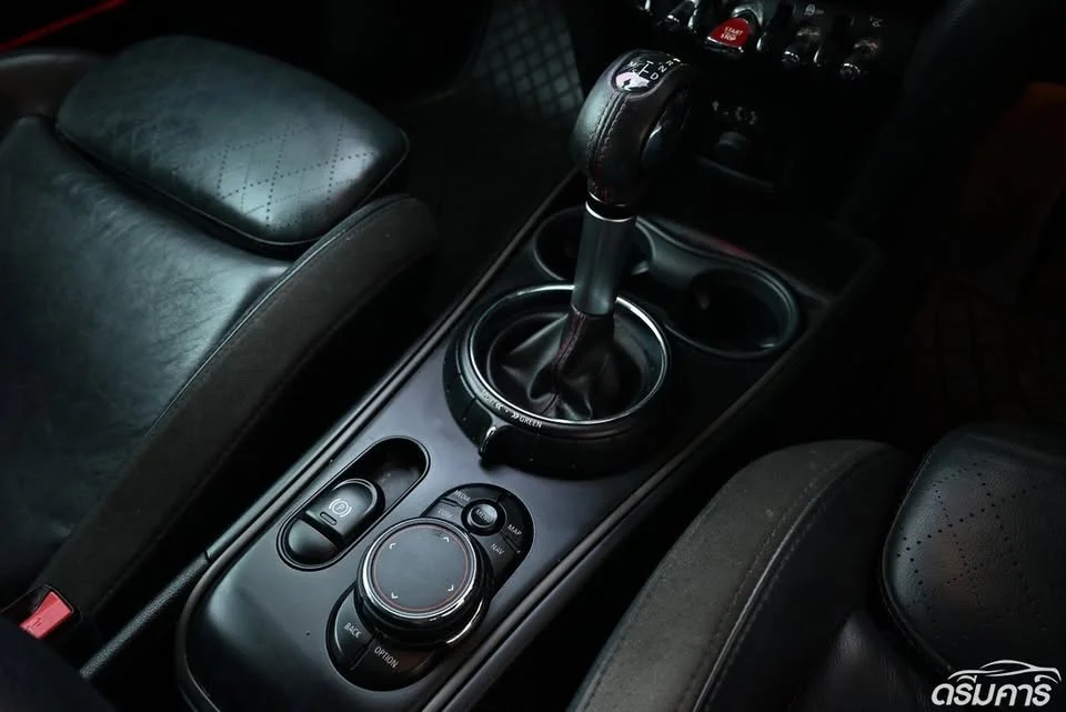 2017 Mini Hatch  III 2