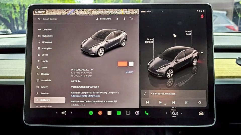 2023 Tesla Model Y 2