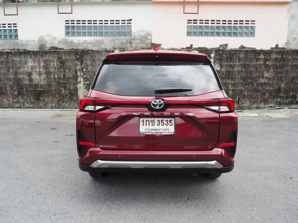 2023 Toyota Veloz III 2