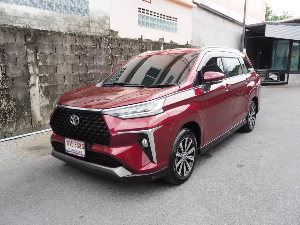 2023 Toyota Veloz III 3