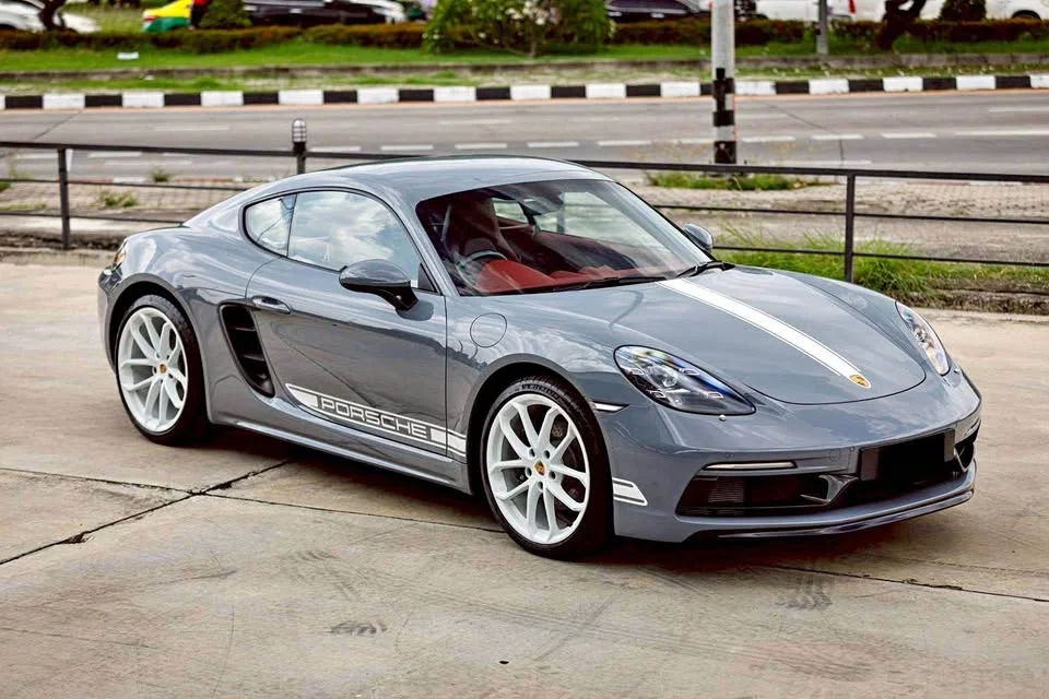 2025 Porsche 718 Boxster and Cayman IV 2