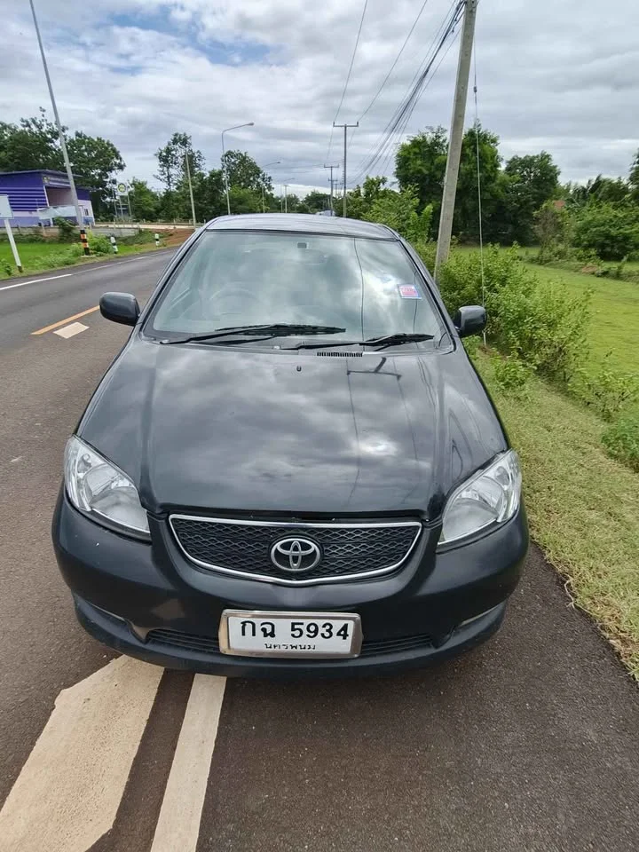 2004 Toyota Vios I 3