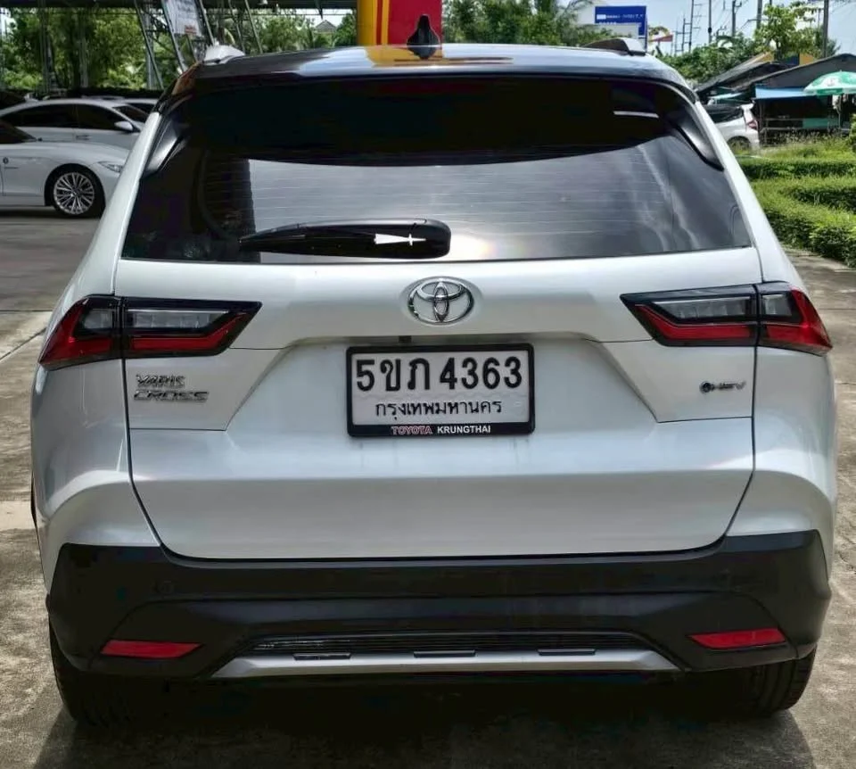 2024 Toyota Yaris Cross AC200 2