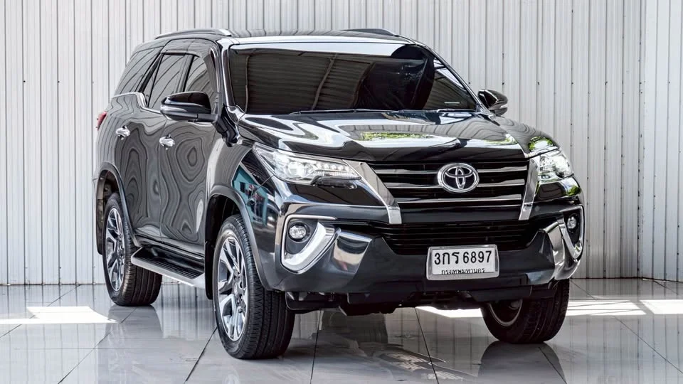 2019 Toyota Fortuner II 3