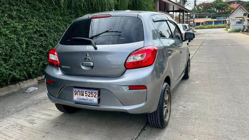 2018 Mitsubishi Mirage VI 2