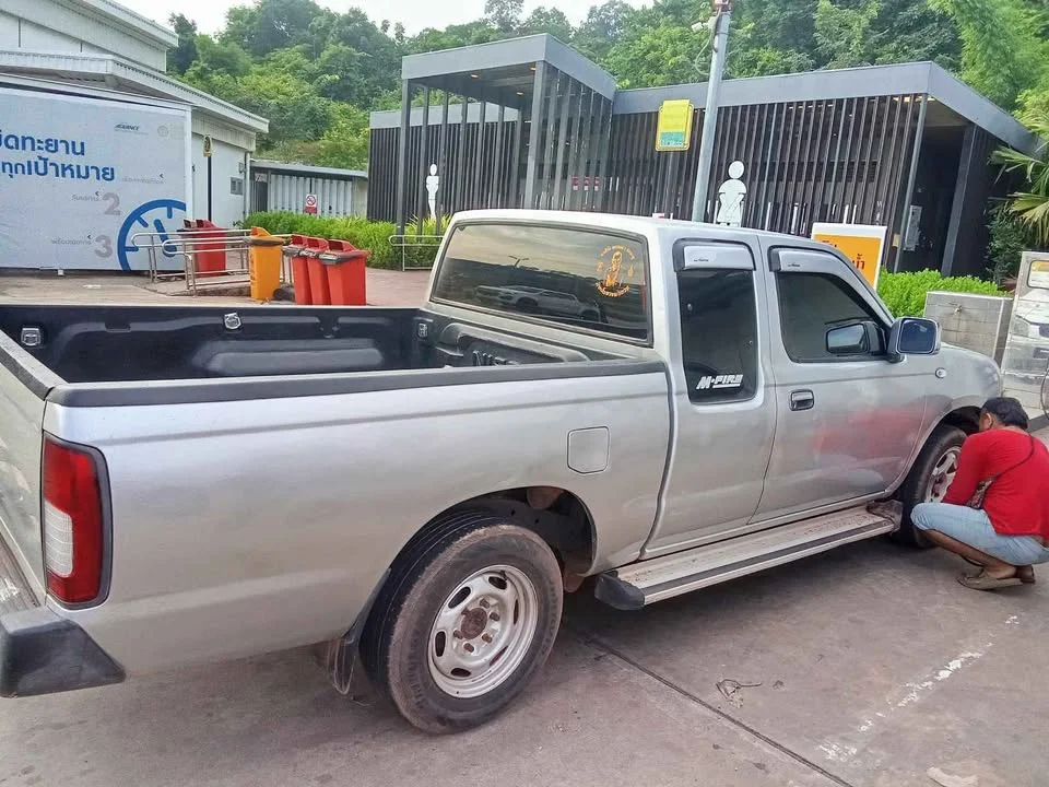 2005 Nissan Frontier I 2