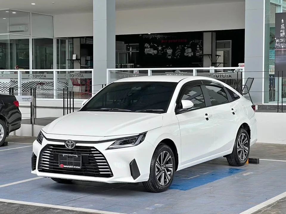 2026 Toyota Yaris Cross AC200 3