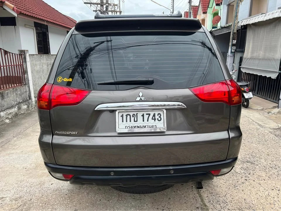 2012 Mitsubishi Pajero Sport II 3
