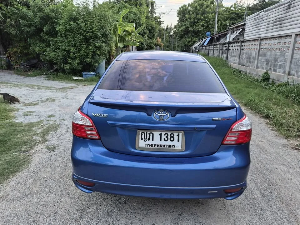 2011 Toyota Vios II 2