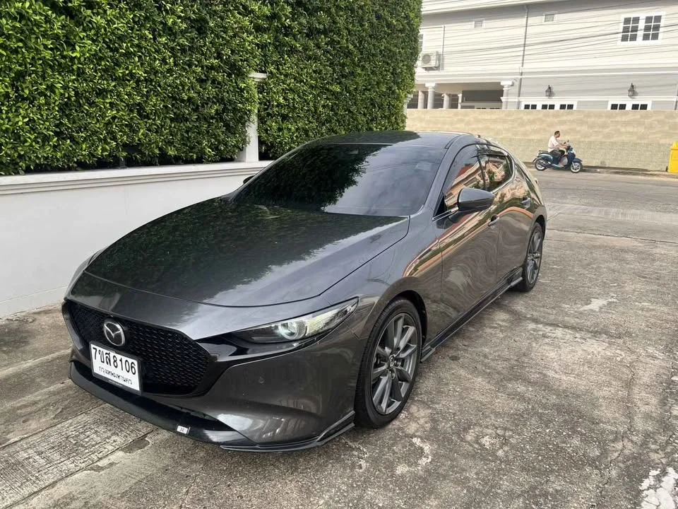 2023 Mazda 3 IV 2