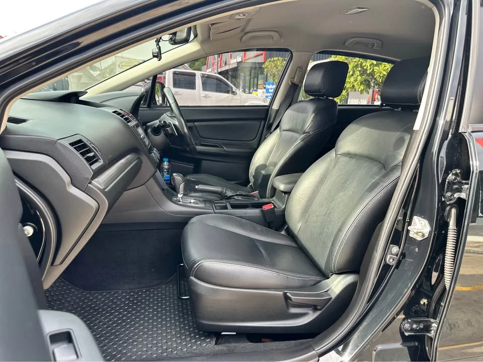 2013 Subaru XV I 2