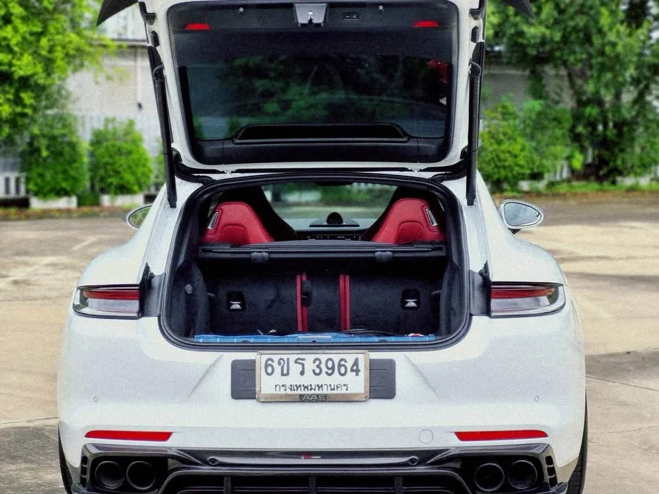 2021 Porsche Panamera II 2