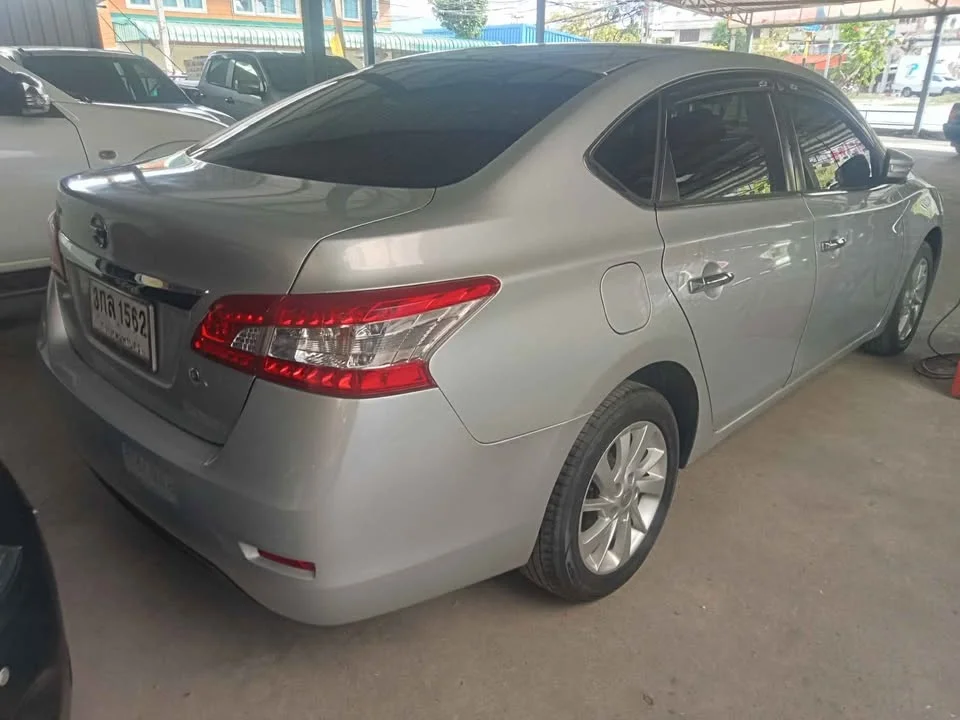 2013 Nissan Sylphy III (B17) 2