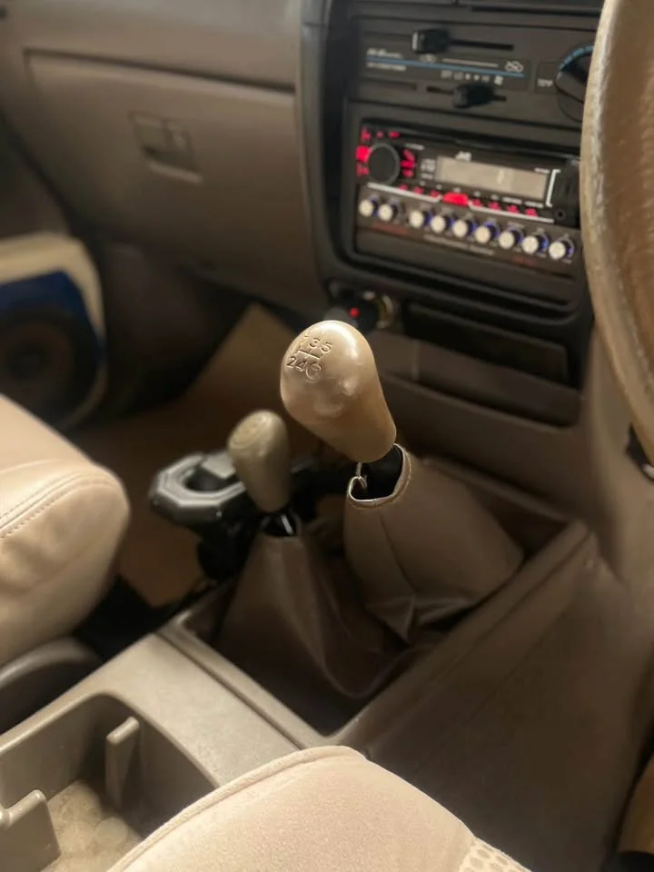 2003 Toyota Hilux Tiger VI 3