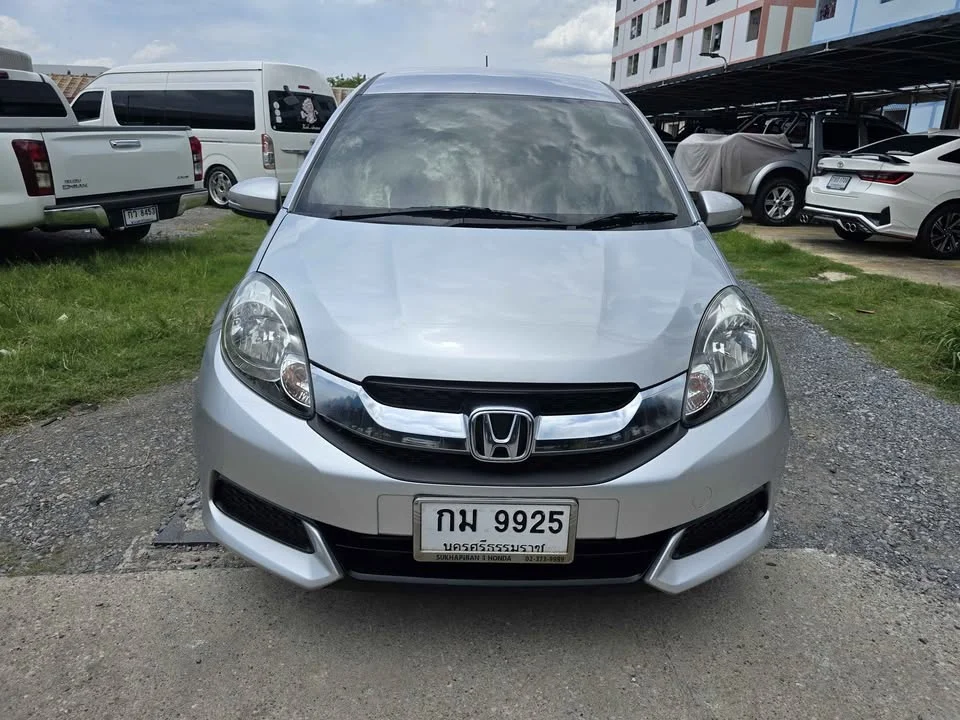 2014 Honda Mobilio II 2
