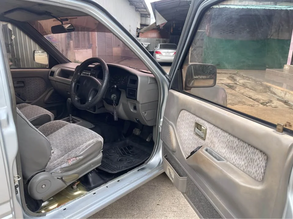 1997 Isuzu Faster Dragon Eyes III 3