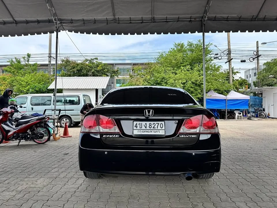 2011 Honda Civic VIII 3