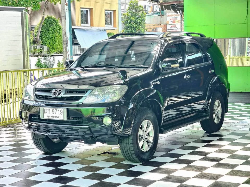2008 Toyota Fortuner I 3
