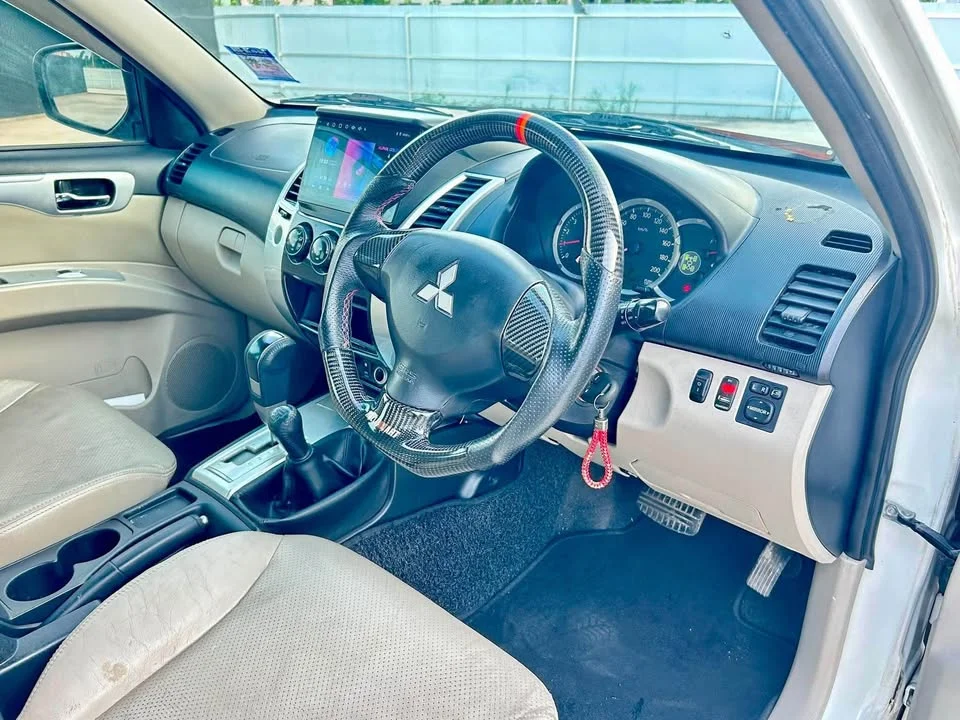 2009 Mitsubishi Pajero Sport II 2