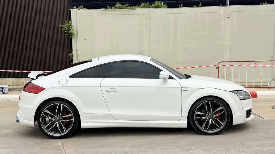 2010 Audi TT Mk2 3