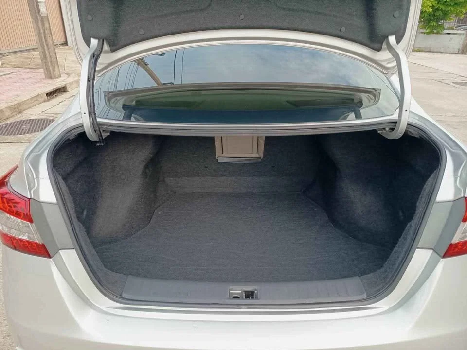2019 Nissan Sylphy III (B17) 3