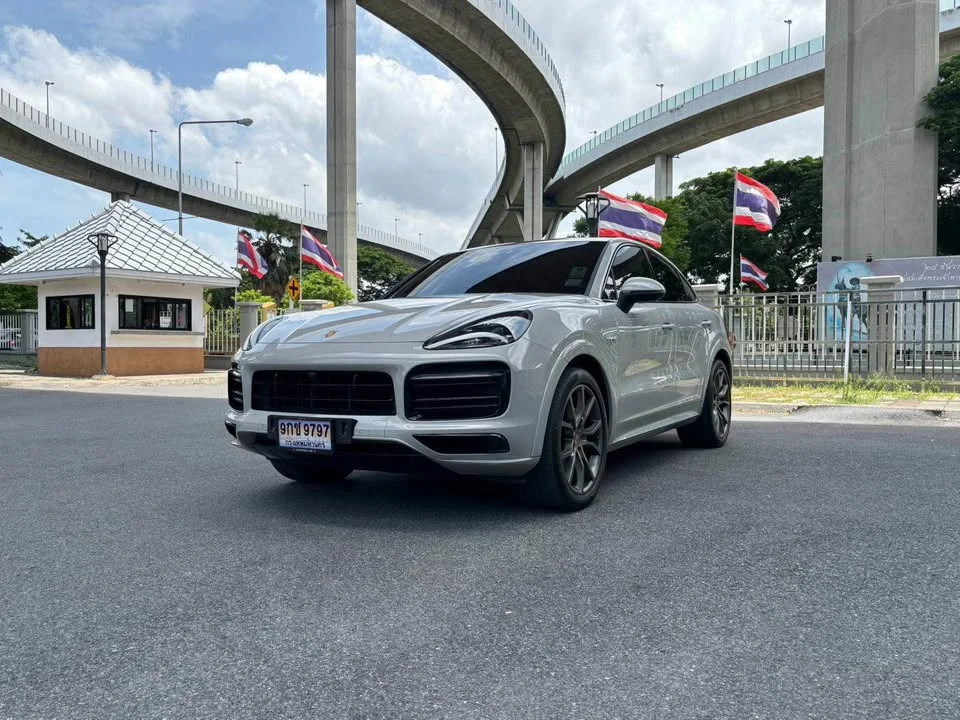 2021 Porsche Cayenne III 2