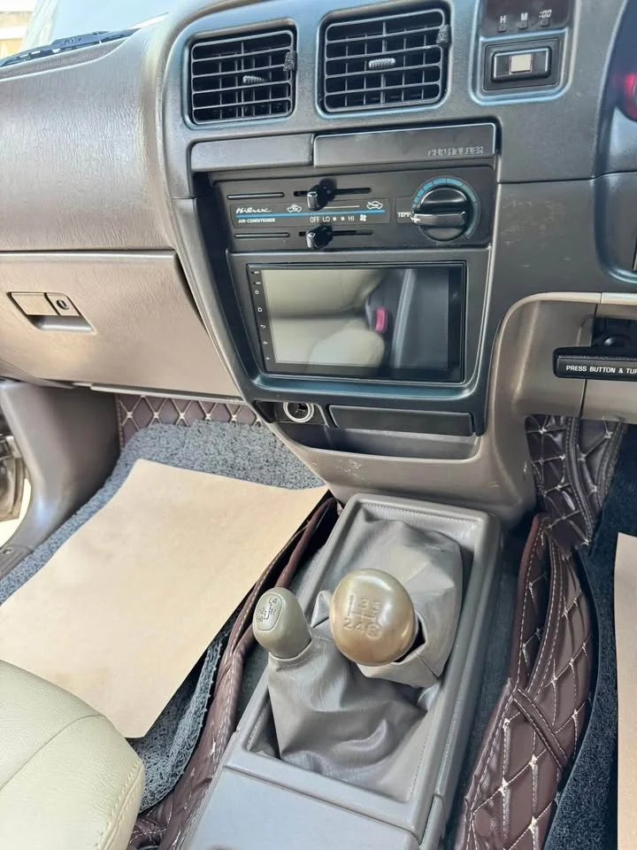 2003 Toyota Hilux Tiger VI 2