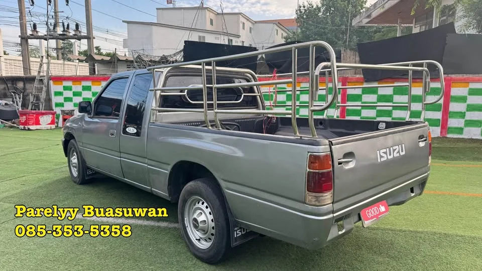 1995 Isuzu TFR III 3