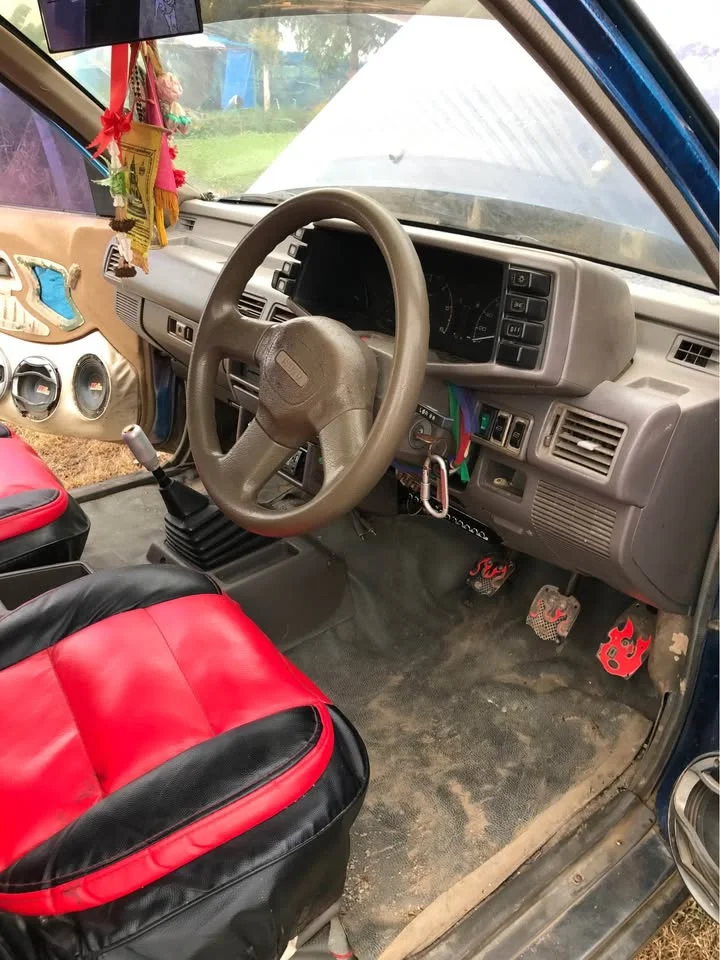 1994 Isuzu TFR III 3