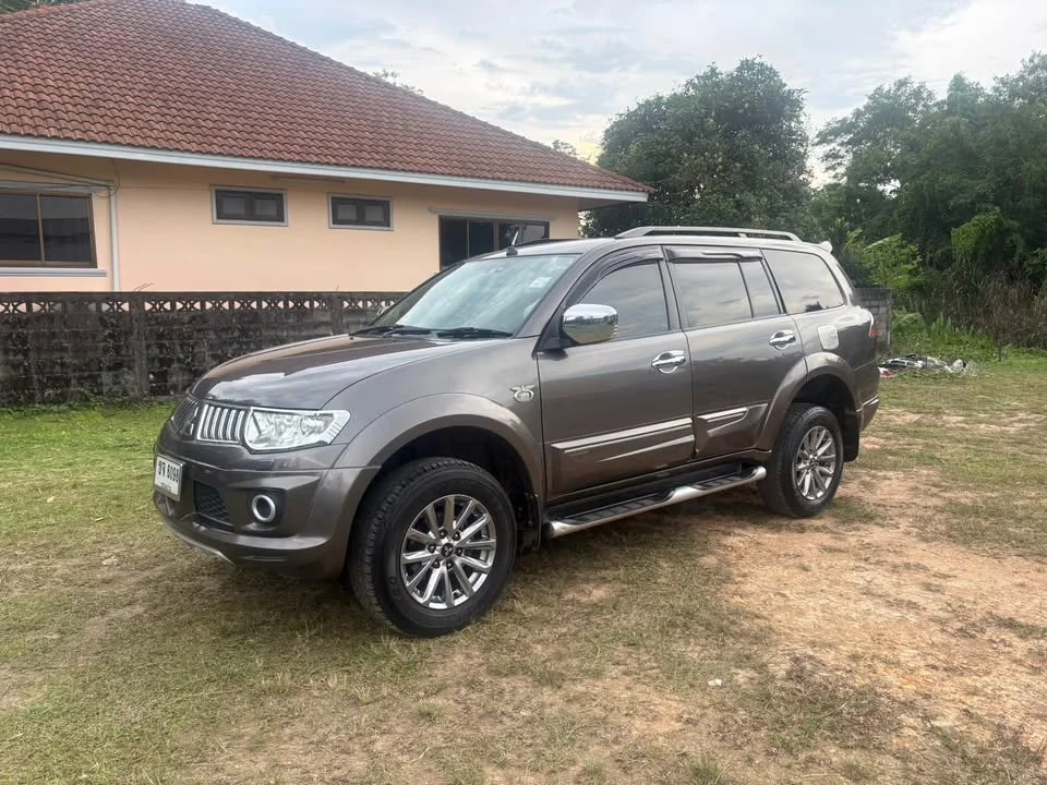 2011 Mitsubishi Pajero Sport II 3