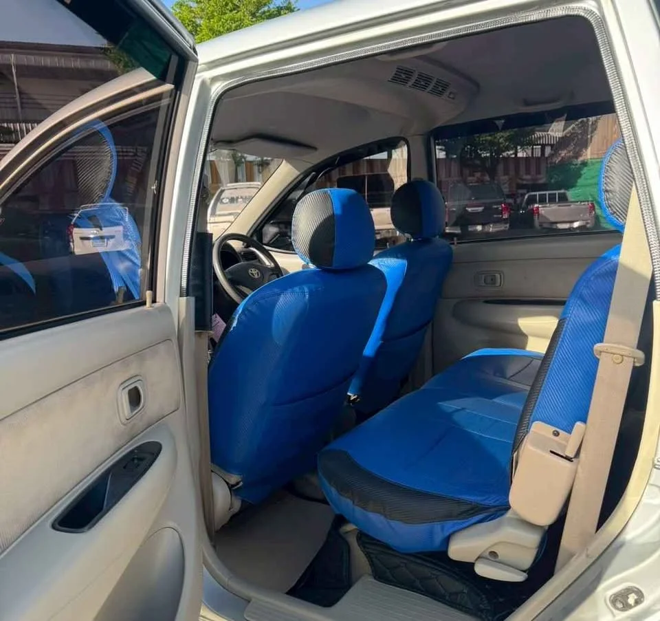 2011 Toyota Avanza I 2
