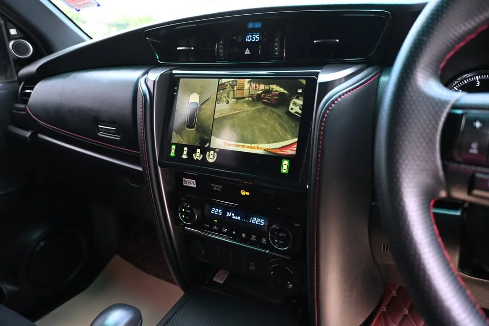 2022 Toyota Fortuner II 3
