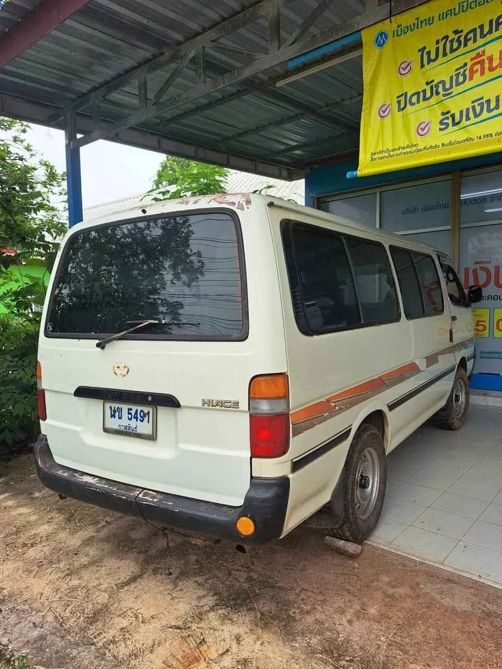 2001 Toyota Commuter IV (H100) 2