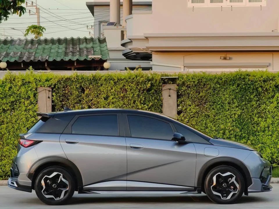 2023 BYD Dolphin 2