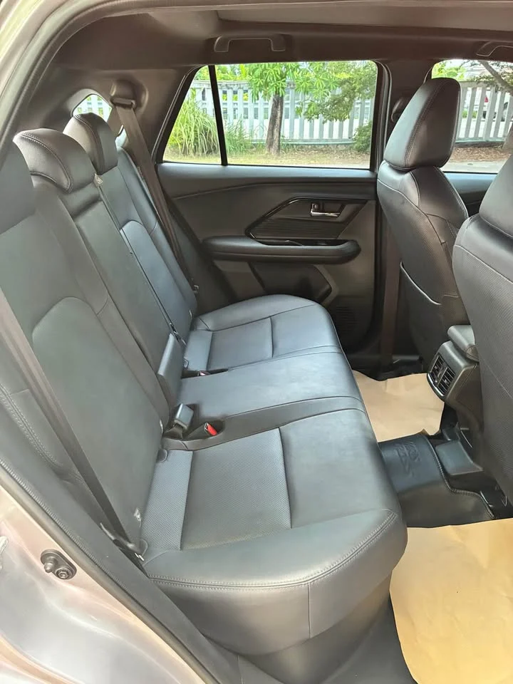 2023 Toyota Yaris Cross AC200 3