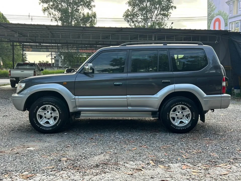 1997 Toyota Land Cruiser Prado J90 3