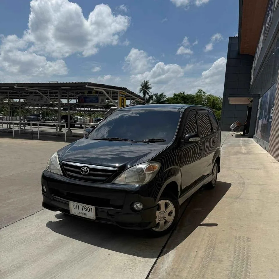 2005 Toyota Avanza I 2